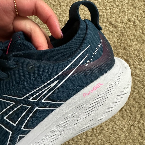 Basics Gel Nimbus 25 - Picture 4 of 11